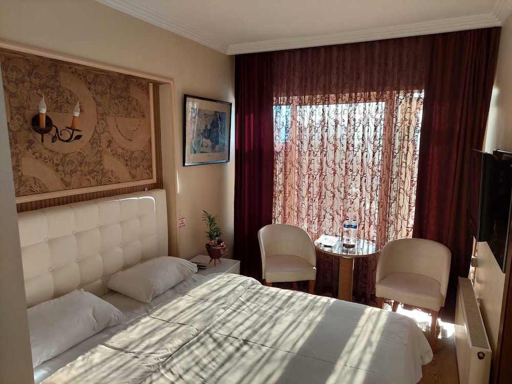 Golden Elit Otel 2/7