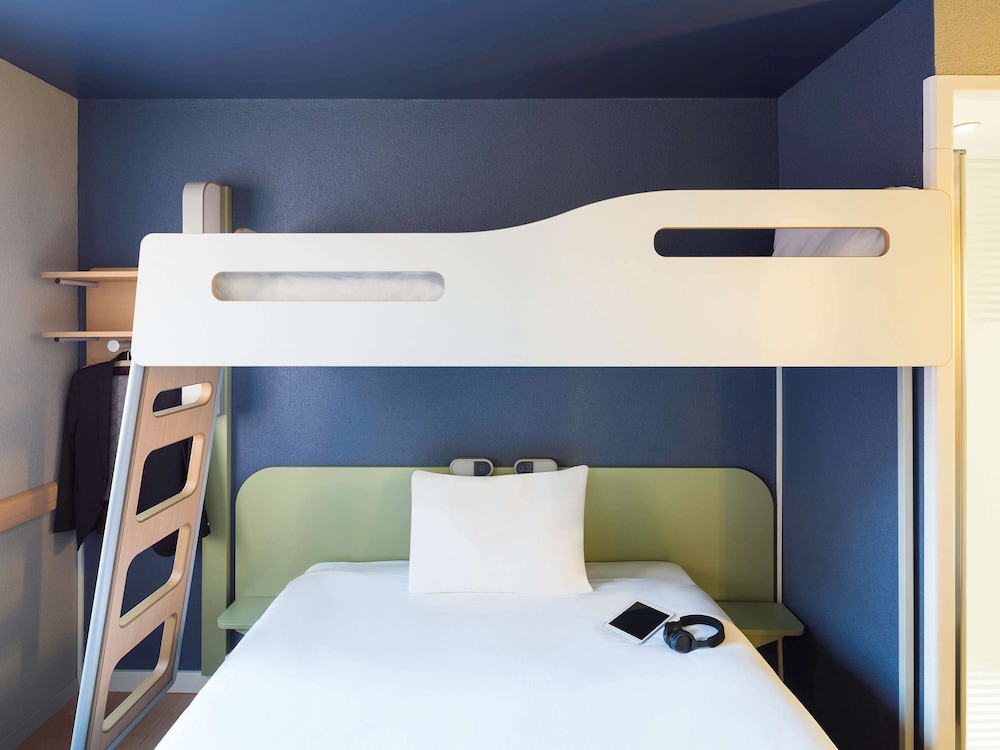 Ibis Budget Zurich Airport 30/69