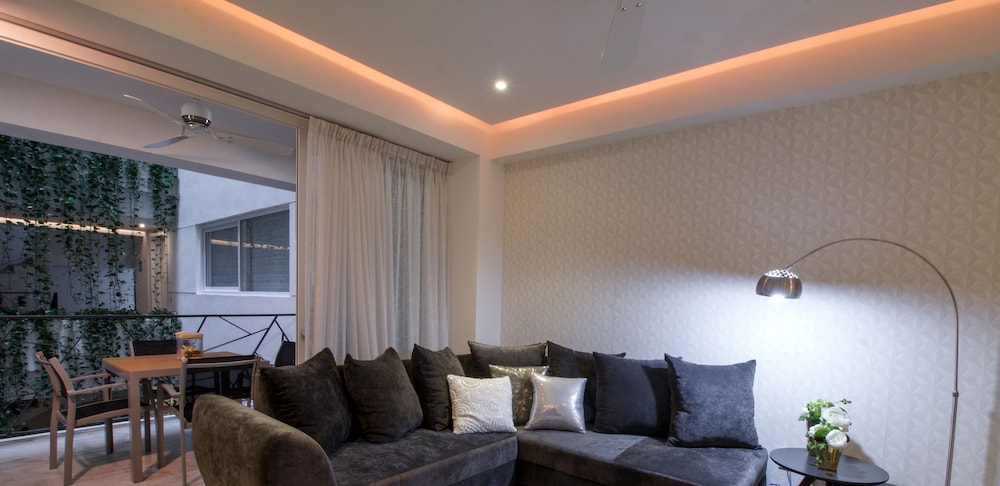 D Terrace Luxury Residences 26/50