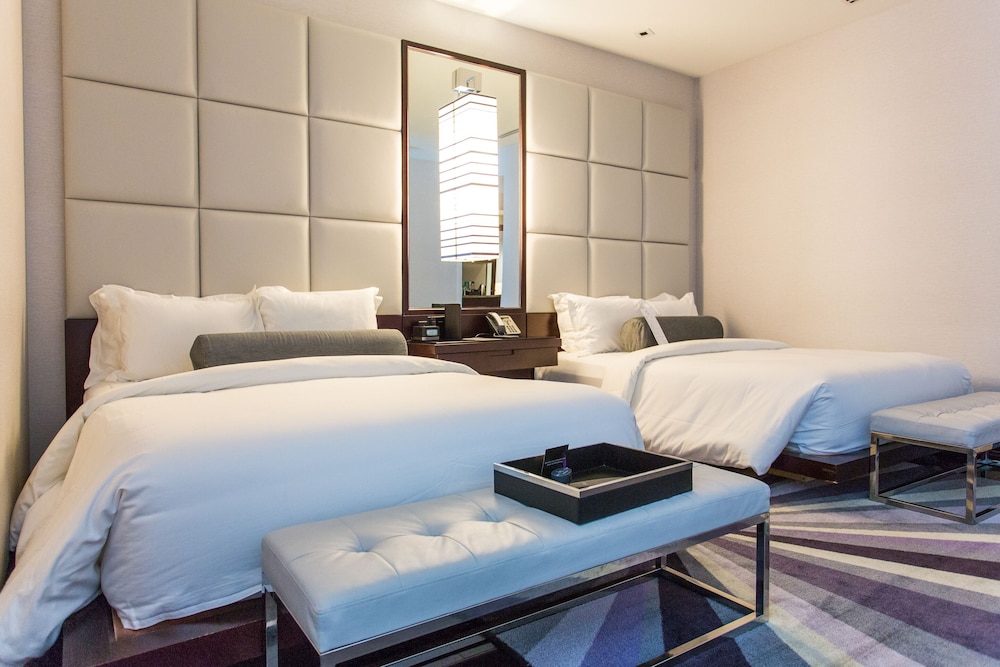 SUITE, 2 QUEEN BEDS, ACCESSIBLE