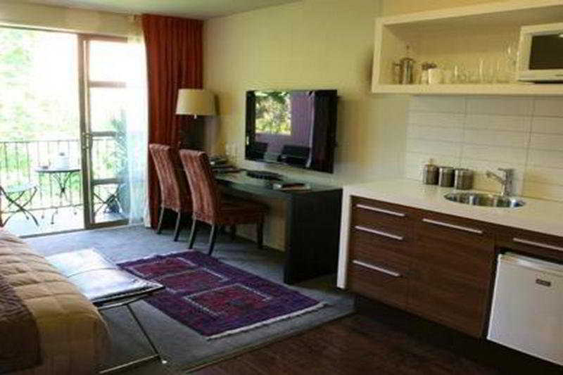 Terra Vive Luxury Suites Apartments 33/49