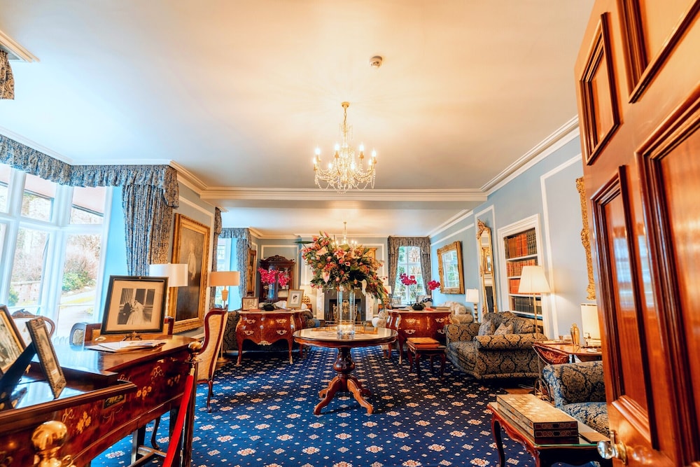 Plas Dinas Country House 25/50