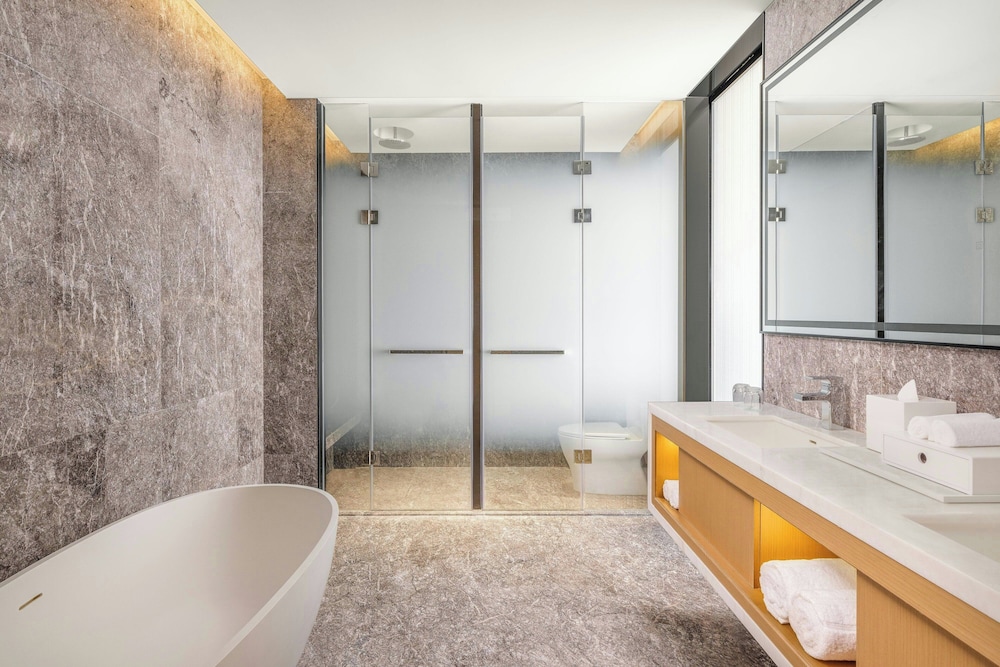 The Westin Wuhan Hanyang 48/49