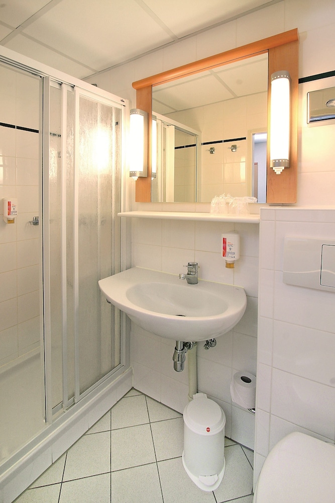 Ibis Dresden Zentrum 22/67