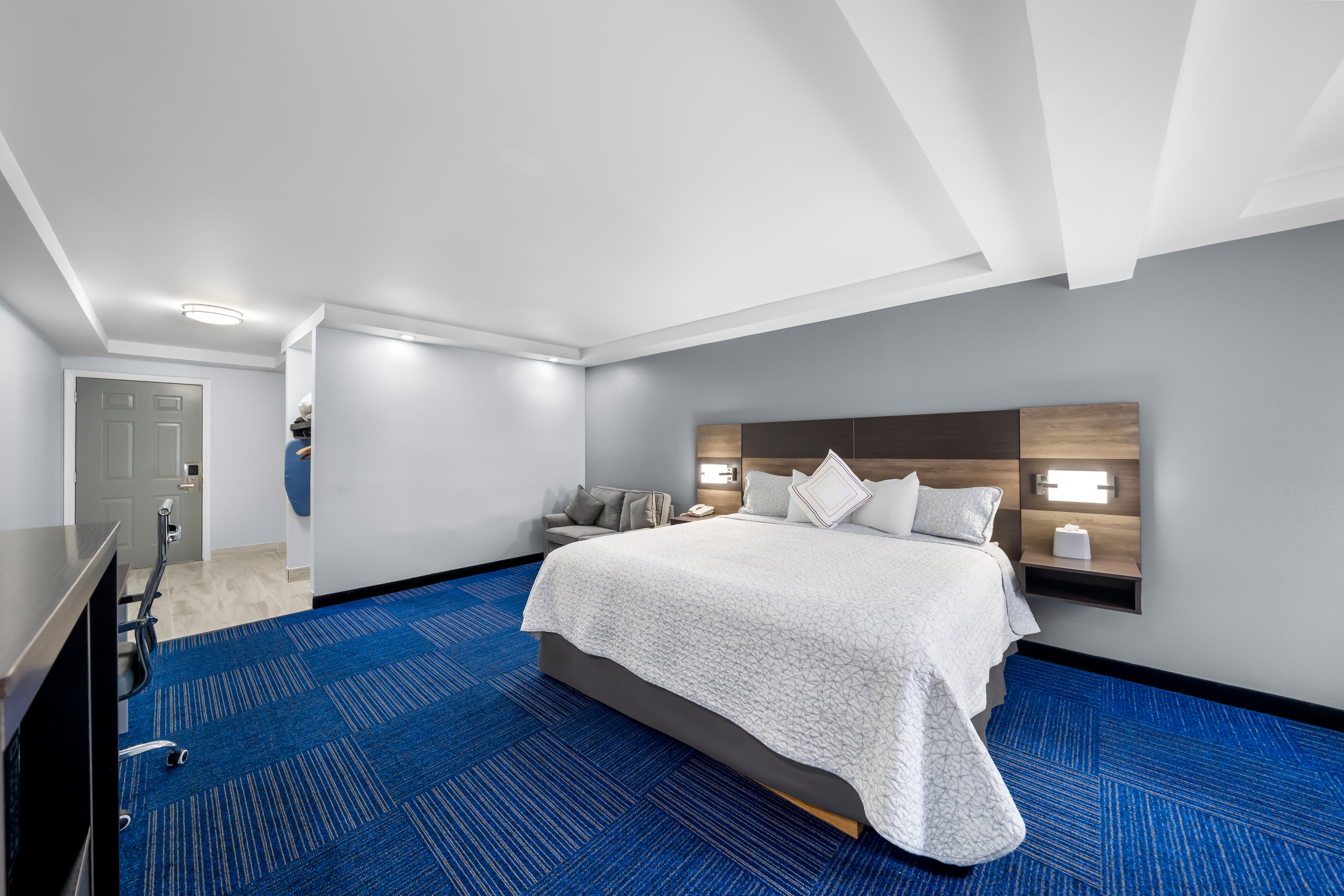 Admiralty Inn & Suites - a Red Collection Hotel 3/13