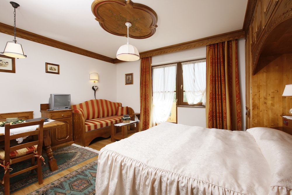 Junior Suite, Mountain View, Balcony