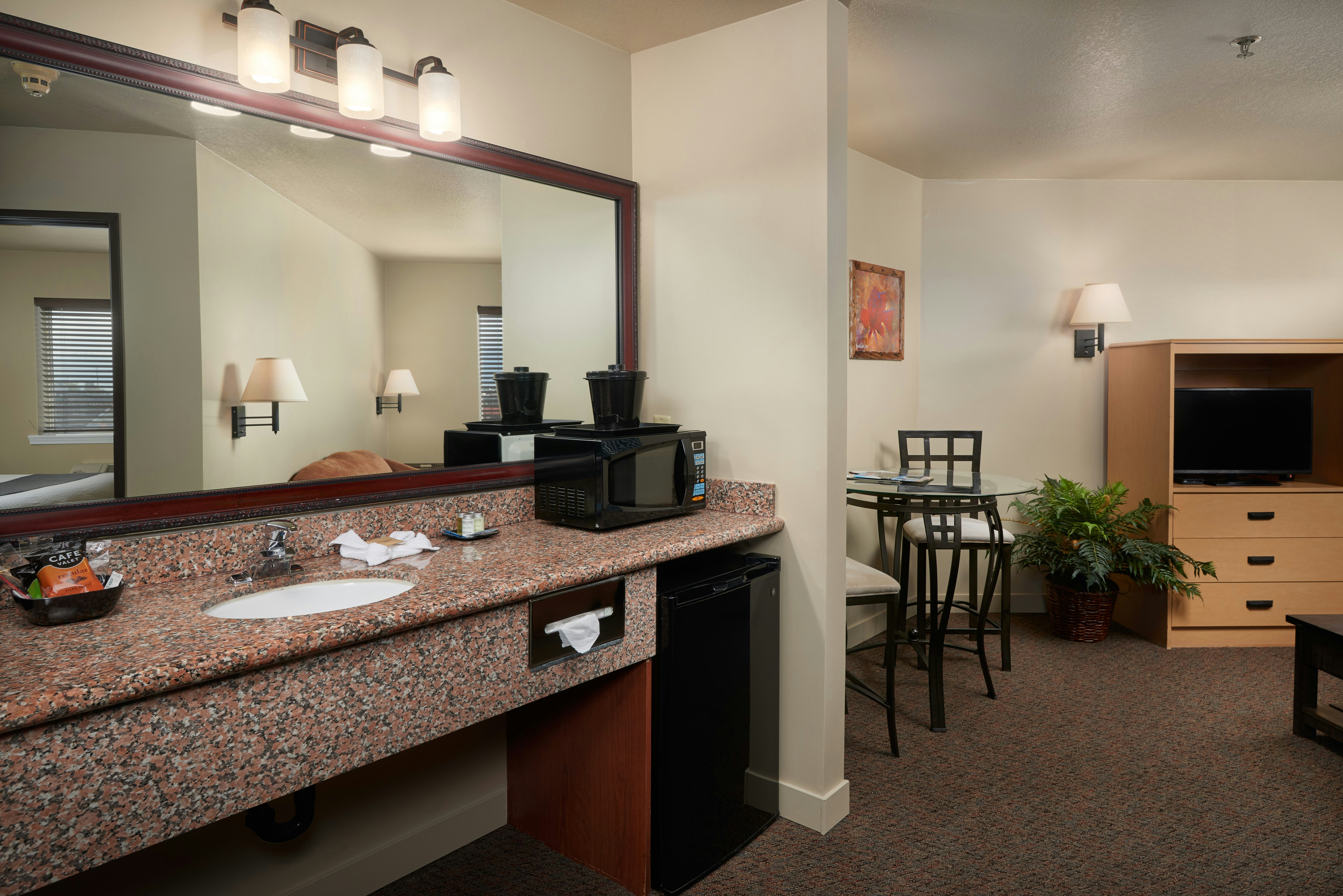 The Hotel Garibaldi 10/14