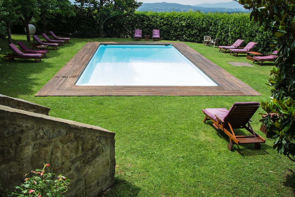 Villa Cassia di Baccano 33/50