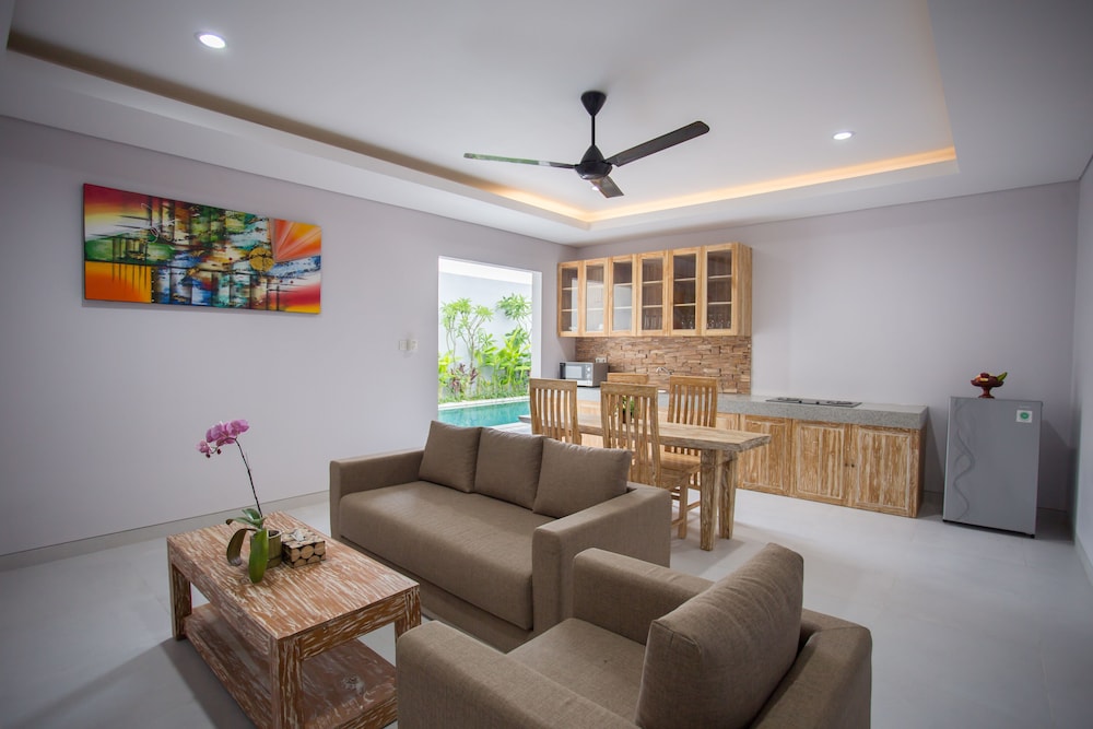The Awandari Villas Seminyak 37/58