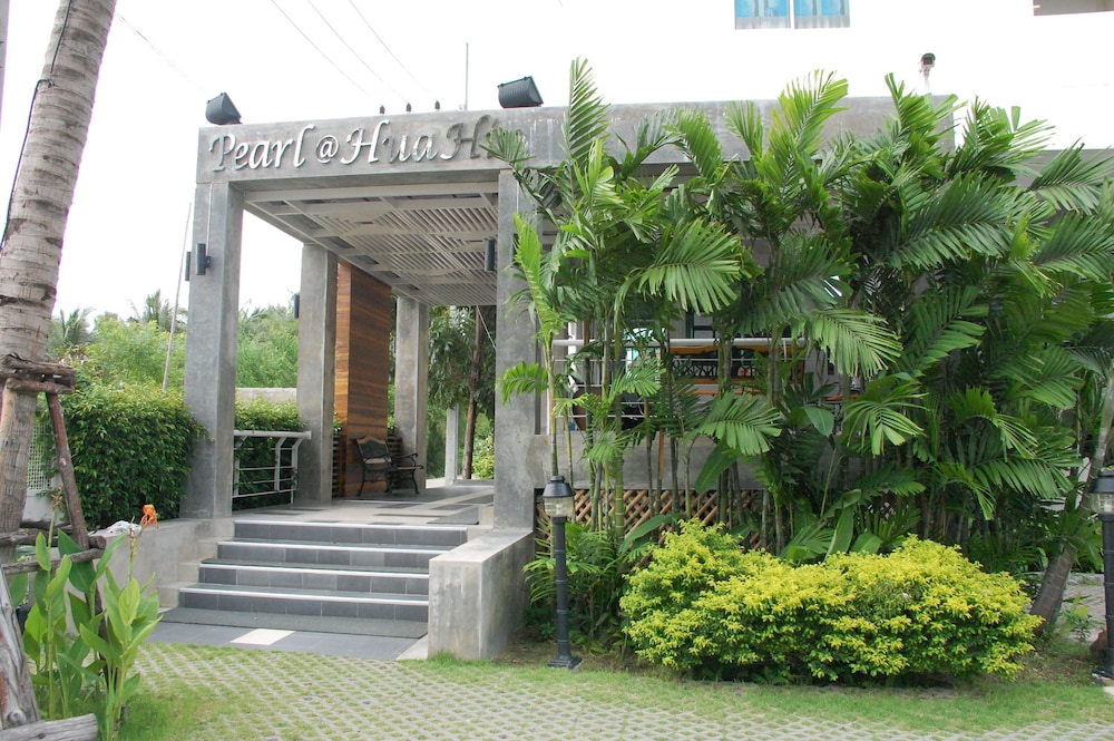 Pearl Huahin 4/51