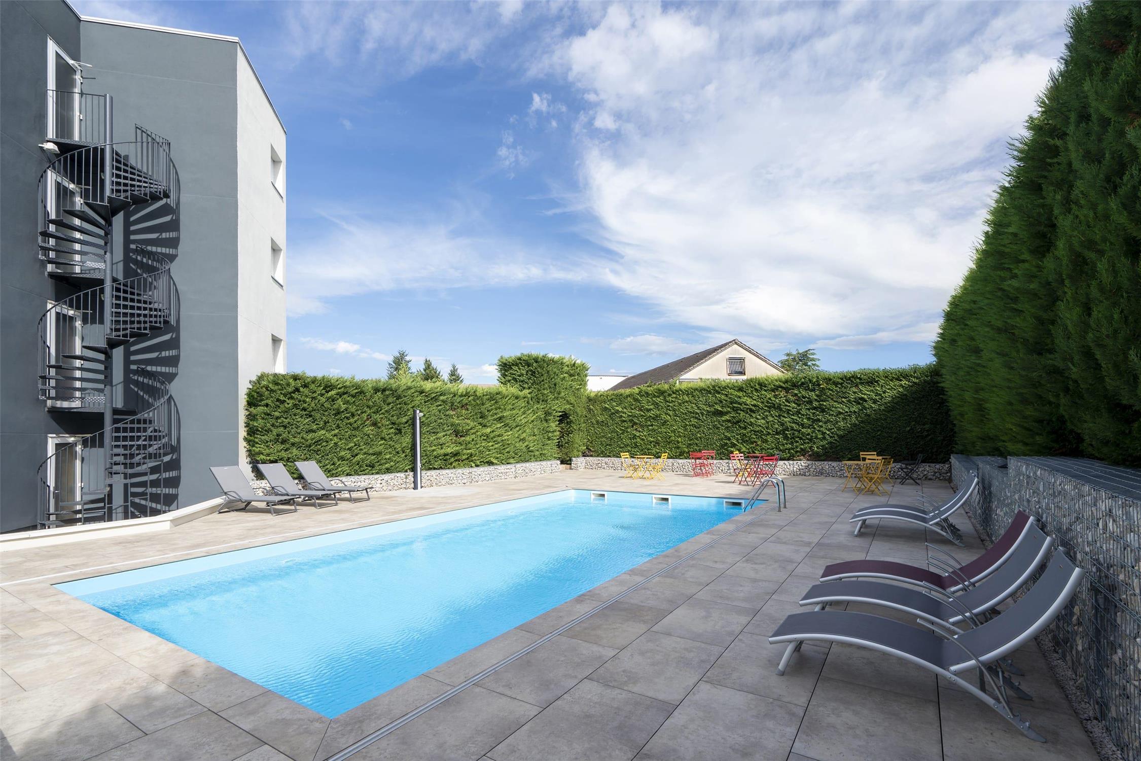 Sure Hotel by Best Western Dole 26/28
