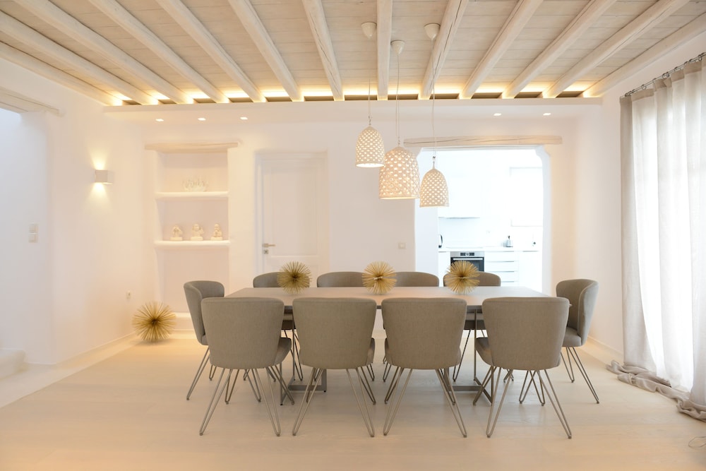 Villa Zircon 12/23