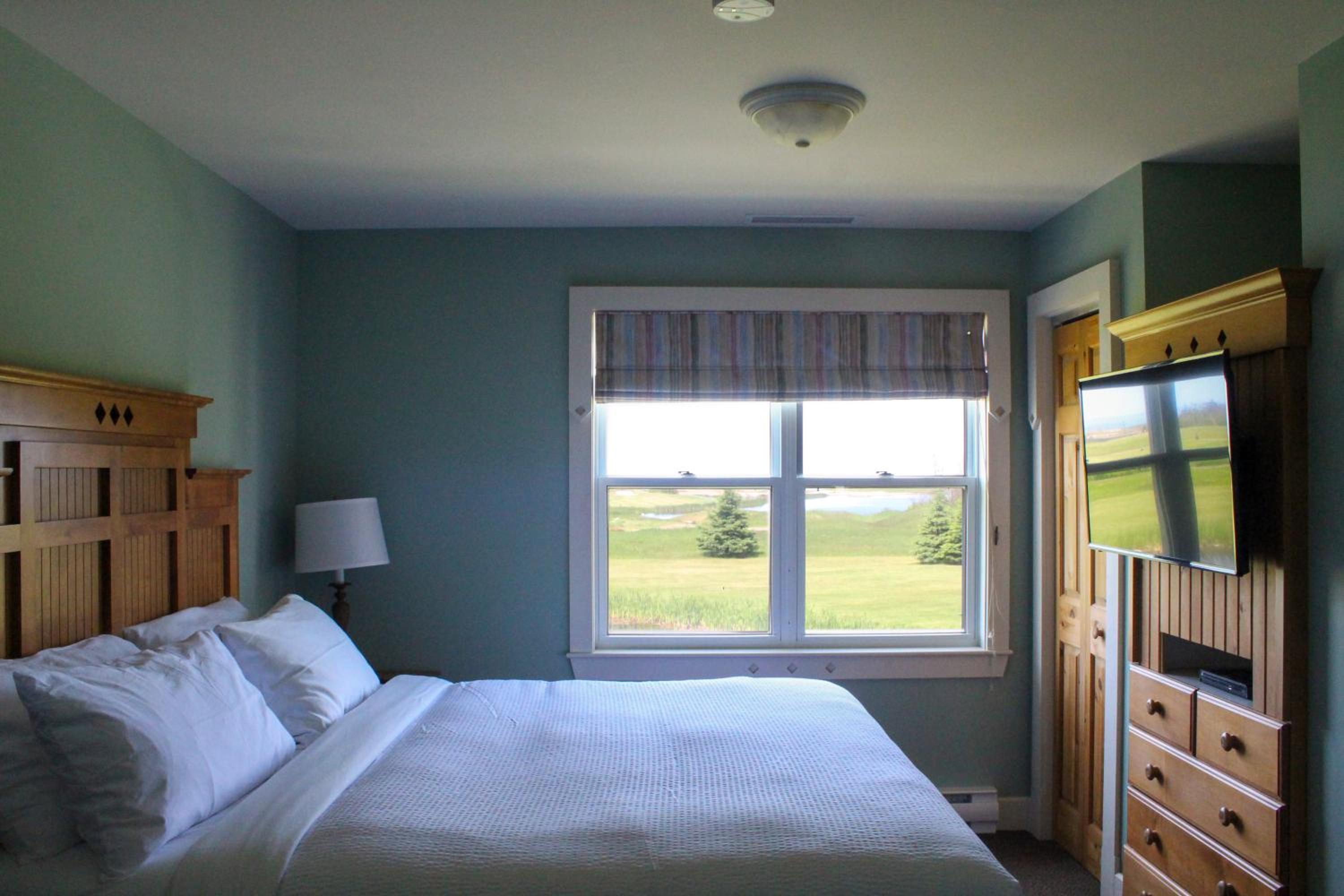 2 Bedrooms, Cottage, Water View
