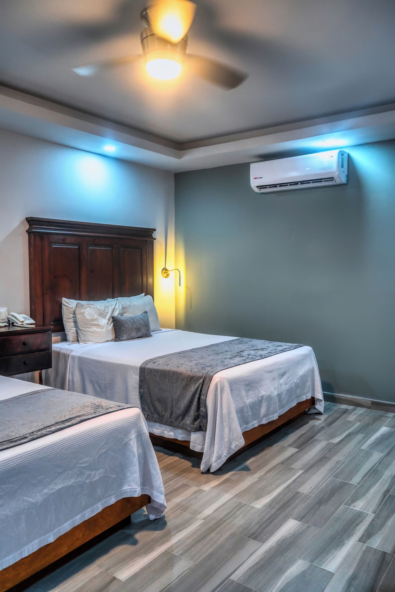 Room, 2 Queen Beds, Ocean View