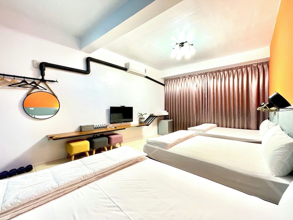 Snug Nine Inn 12/61