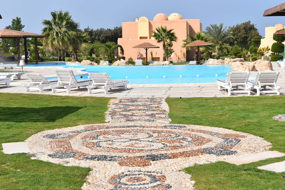 Wadi Lahmy Azur Resort 56/70