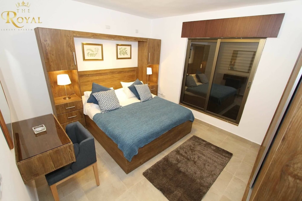The Royal Luxury Apartments & studios 22/50