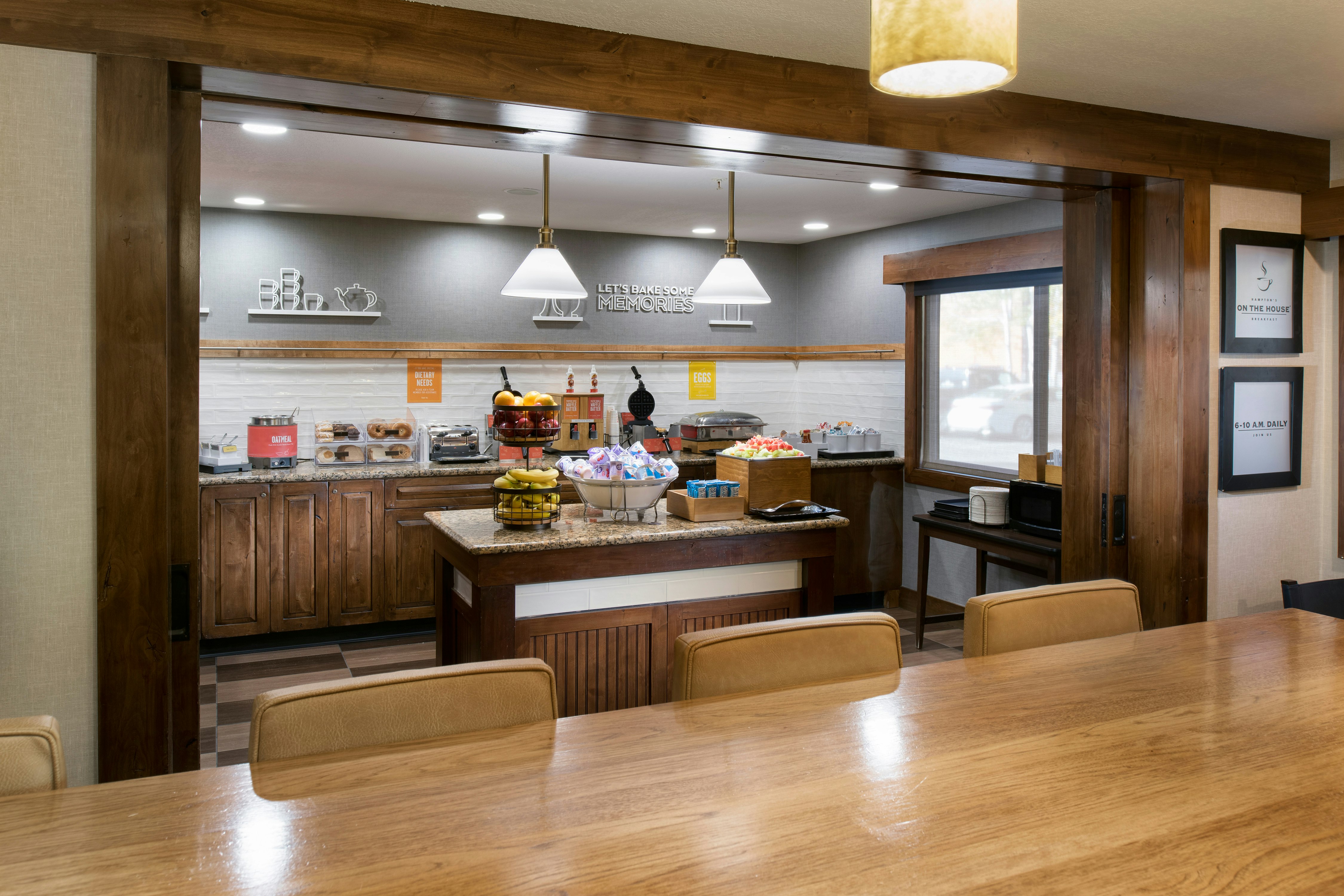 Hampton Inn Jackson Hole WY 4/42