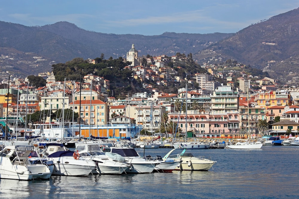 Pollon Inn Sanremo 62/70