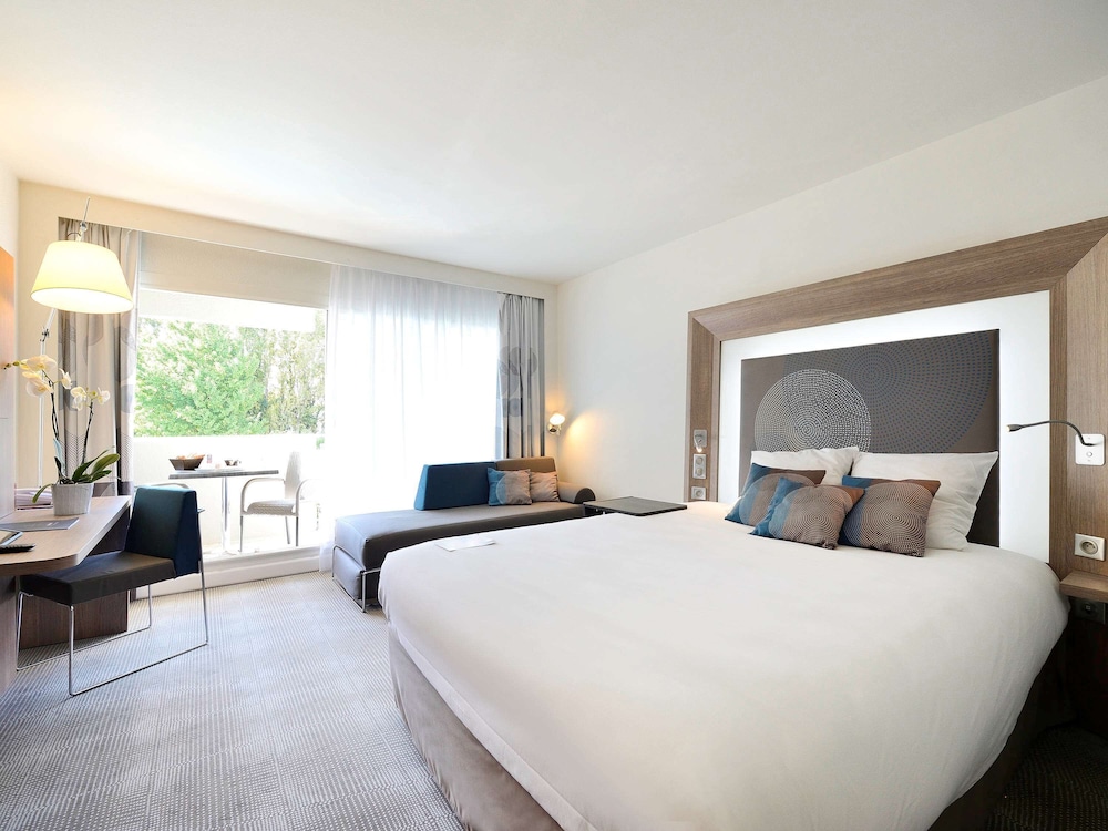 NOVOTEL AVIGNON NORD 15/48