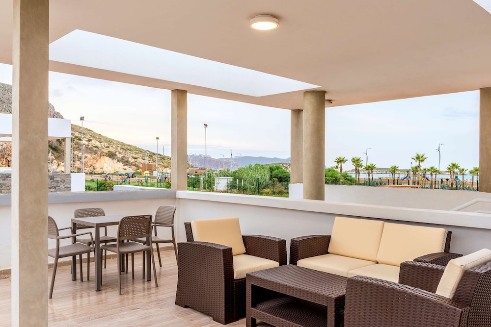 Radisson Blu Residences Al Hoceima 38/52