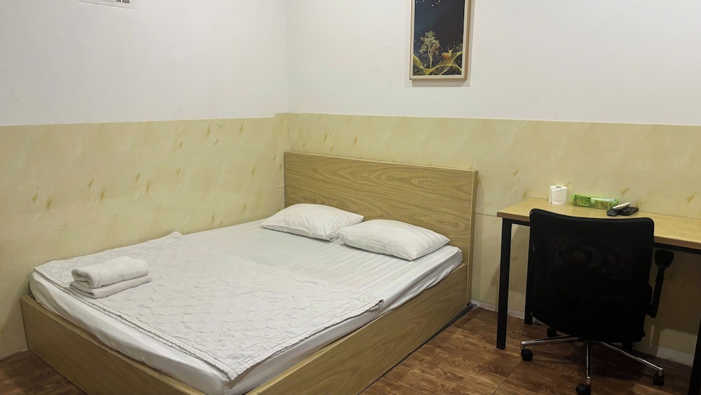 95 Lam Son Hotel 23/42