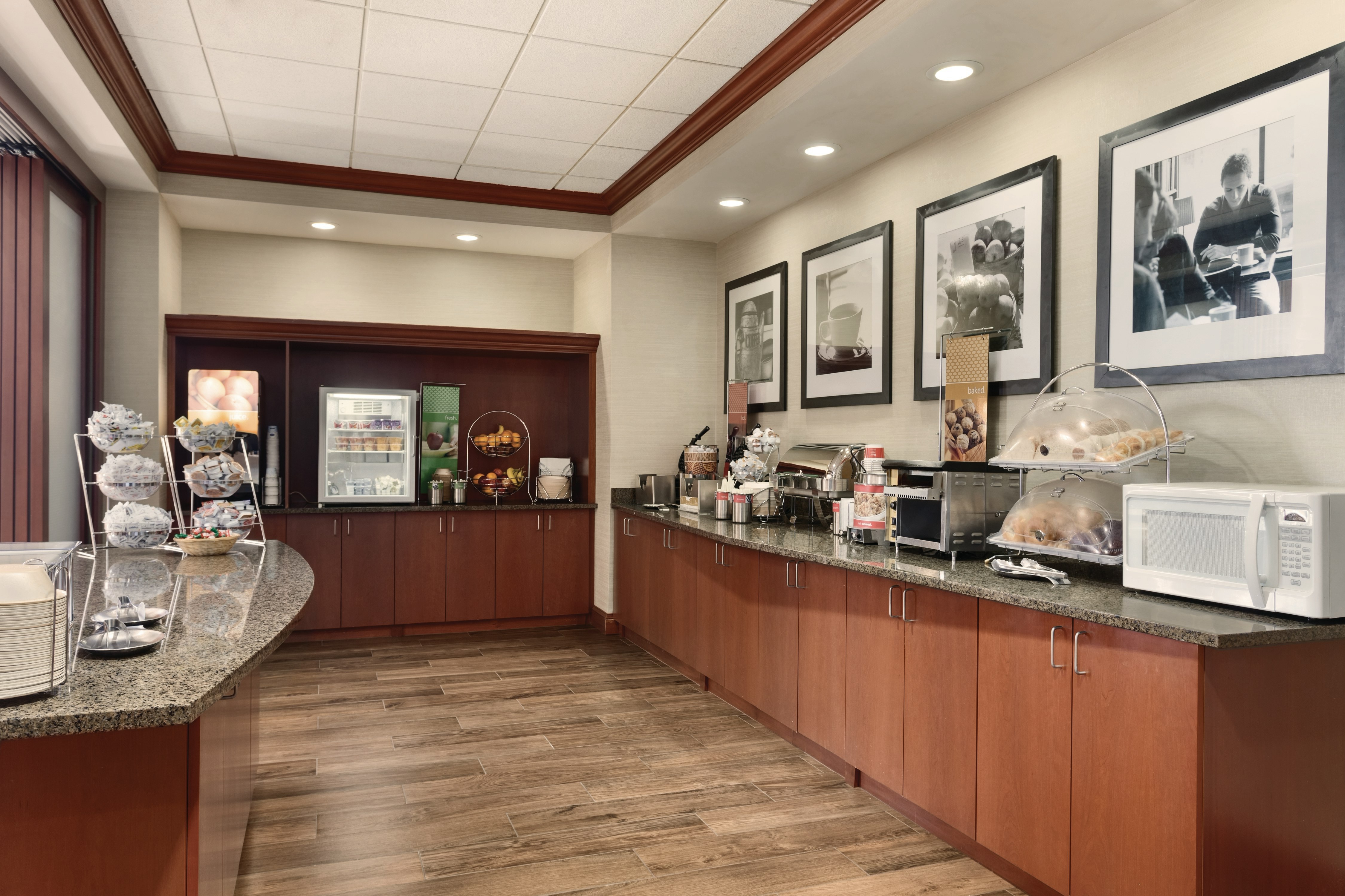 Hampton Inn and Suites Mystic 39/56