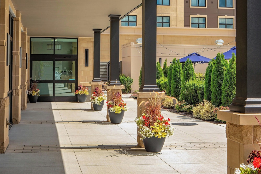 The Artisan at Tuscan Village, Salem, a Tribute Portfolio Hotel 30/50