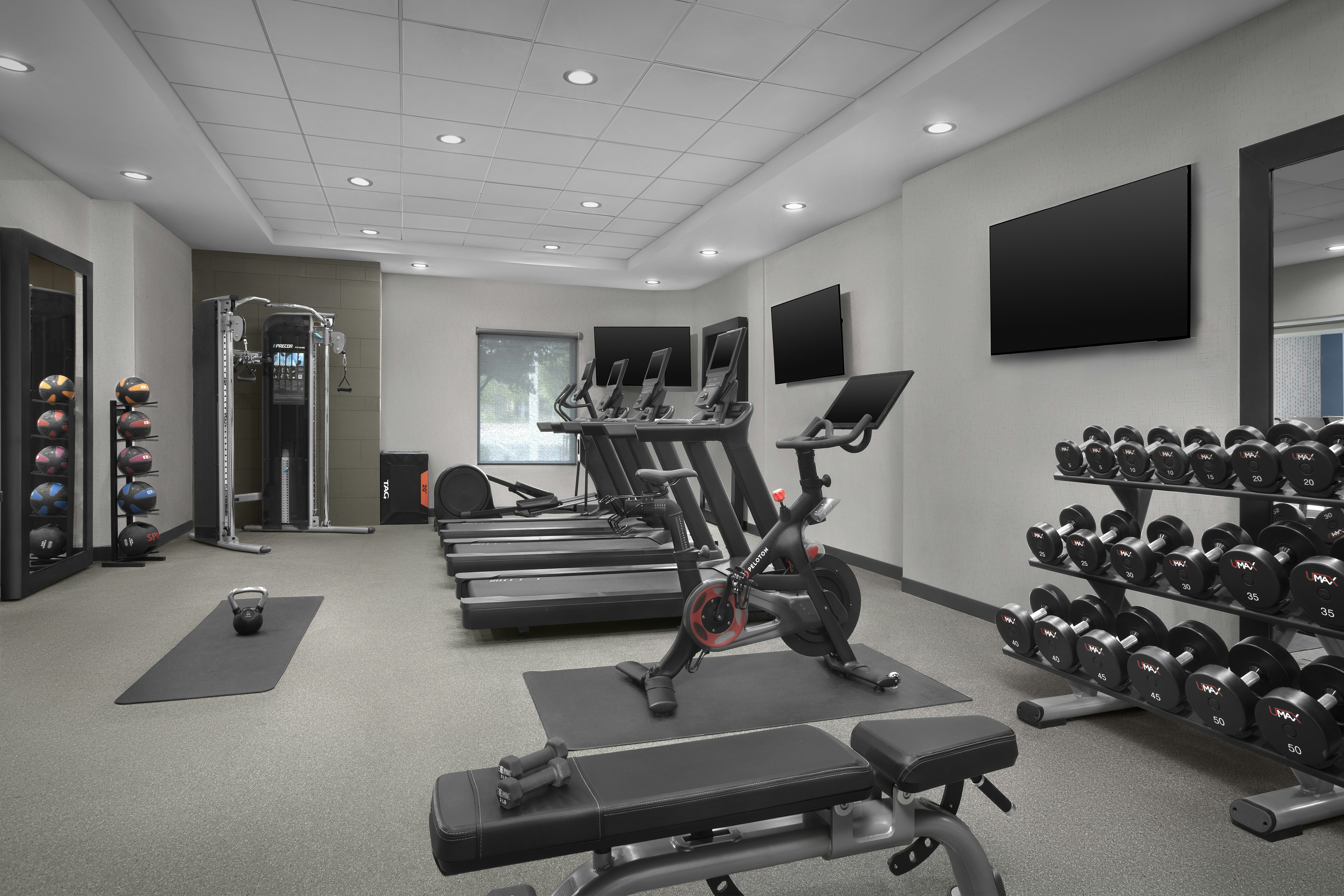 Home2 Suites By Hilton Denver International Airport 8/19