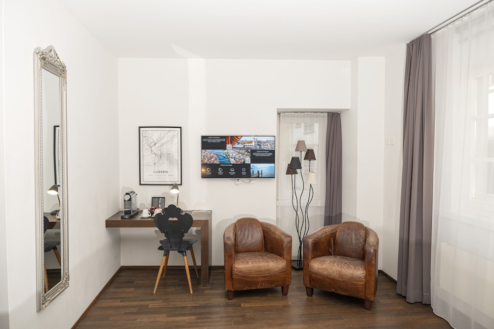 Boutique Hotel Weisses Kreuz 24/38