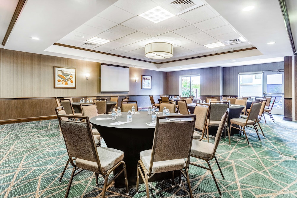 Hilton Garden Inn Albany SUNY Area 43/60
