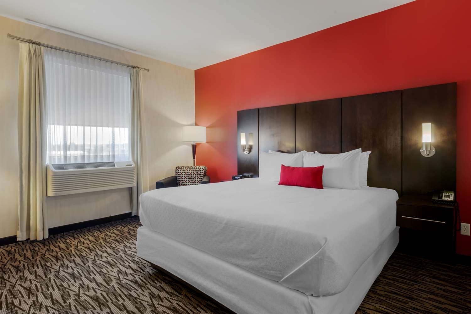 Suite, King Bed