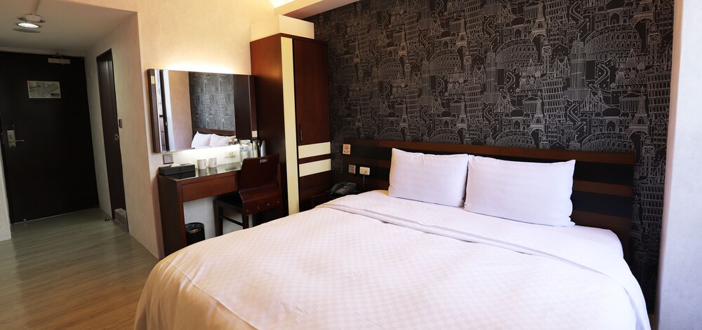 Talmud Hotel - Gong Yuan Branch 7/63