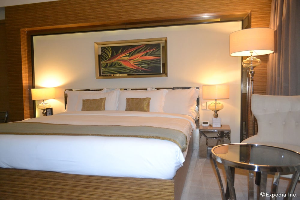 Greenleaf Hotel Gensan 12/46