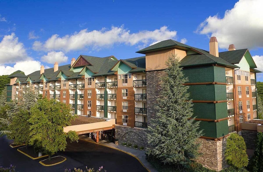 Grand Smokies Resort Lodge Pigeon Forge photo2