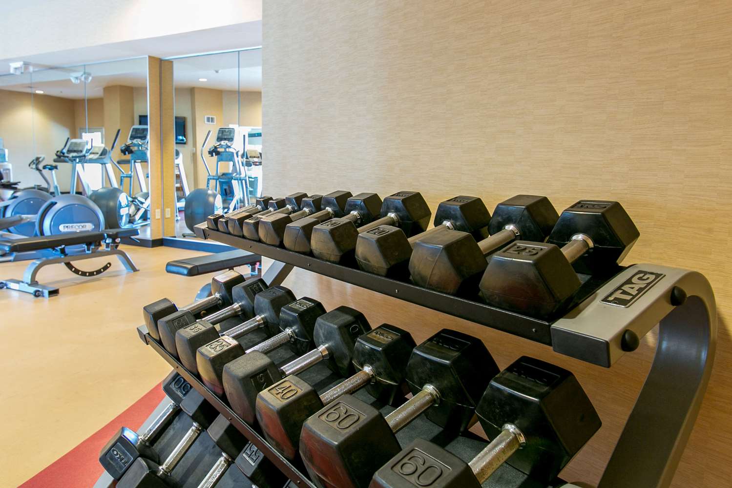 Cambria Hotel Raleigh-Durham Airport 16/22