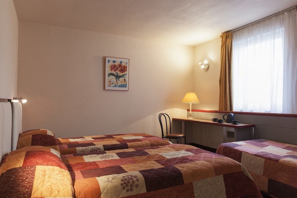 Hotel the Originals Strasbourg Nord Le Forum 36/59
