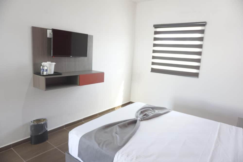 Alo Select Mazatlan 14/38
