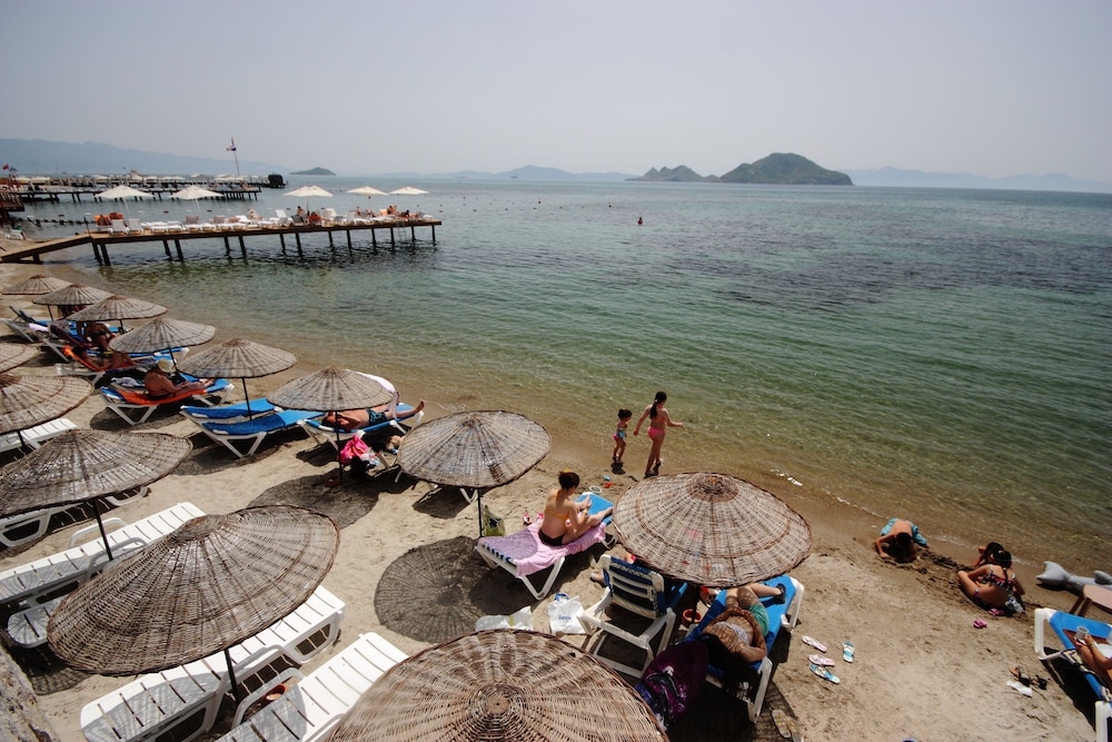 Dragut Point North Hotel 40/49