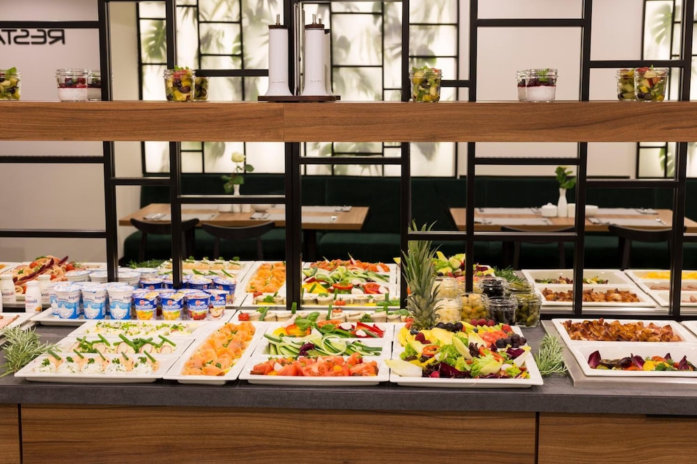 restaurant-cafeteria