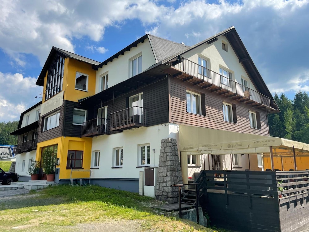 Hotel Harrachov Inn 3/48