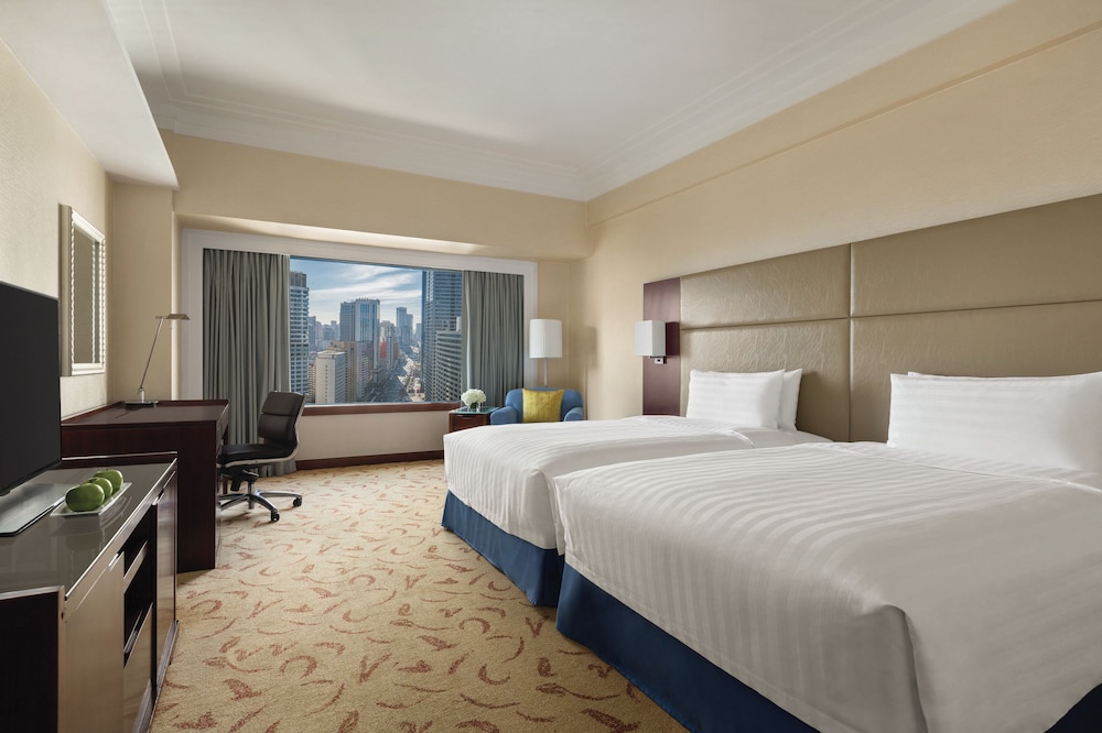 Shangri-La Dalian 28/70