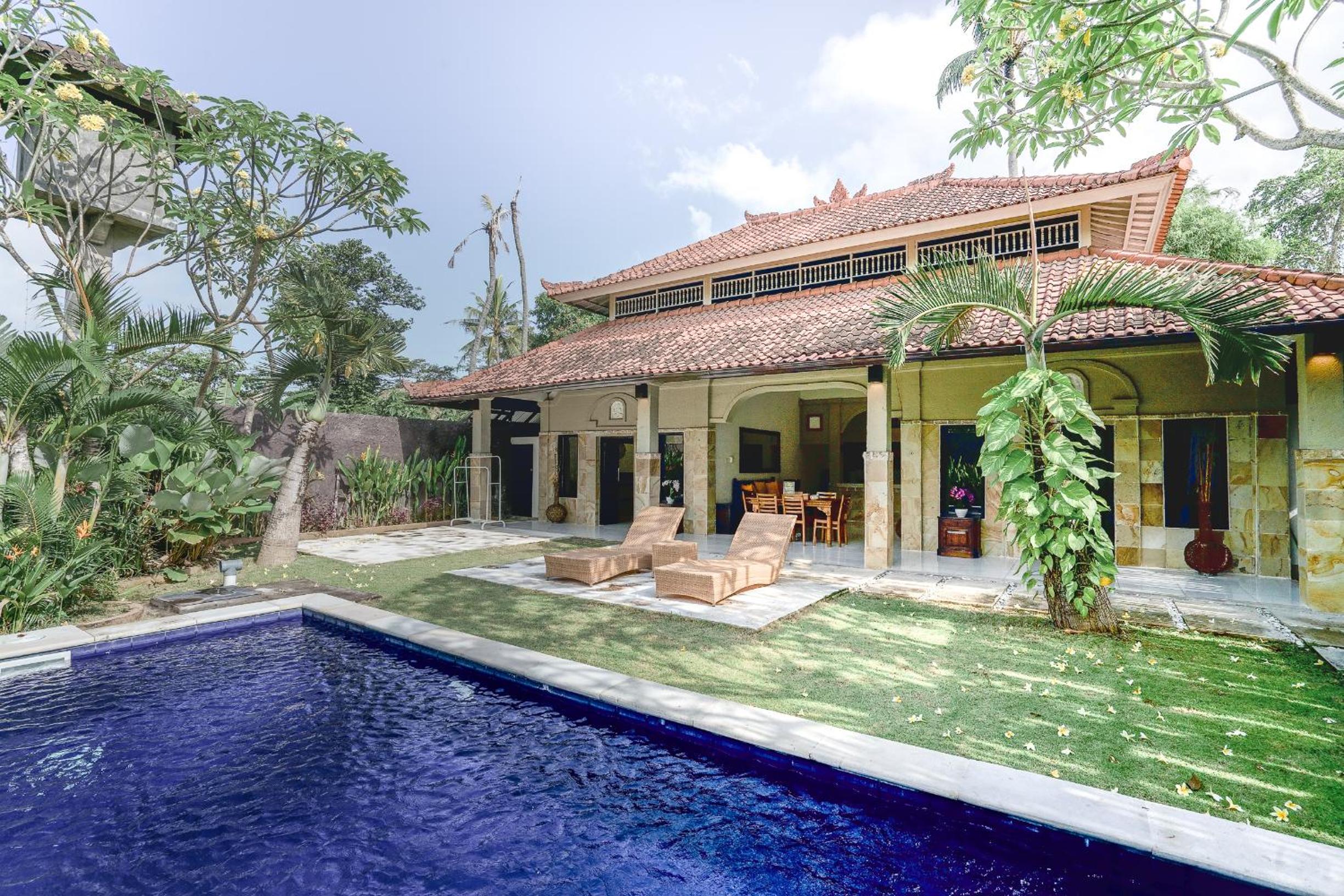 The Catur Villa 4/50
