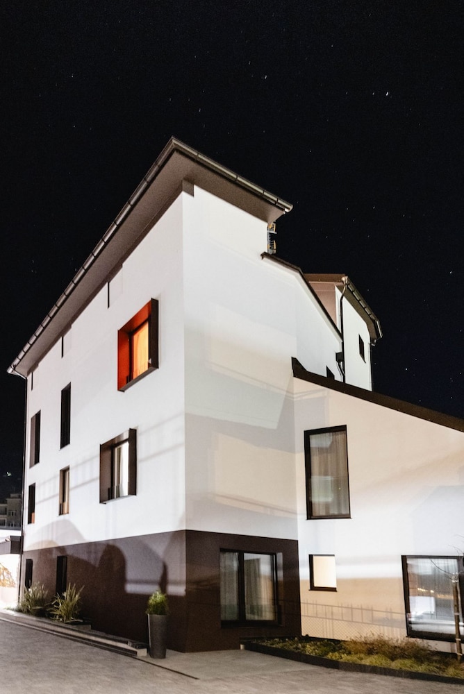 Terra Hotel Tirano 3/38