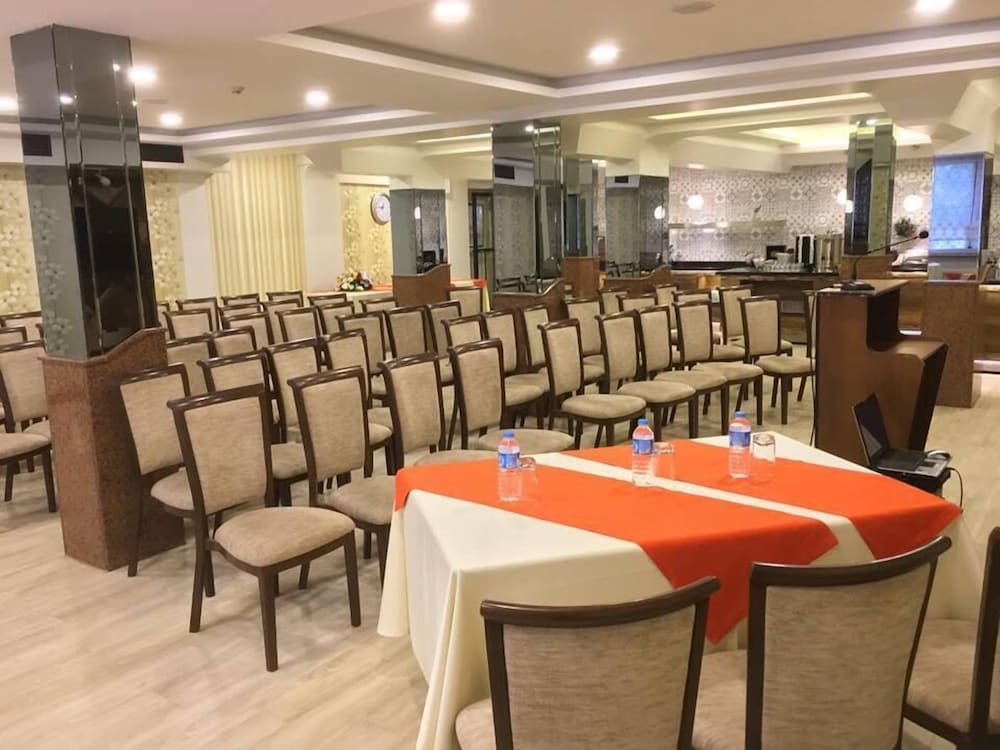 Asya Hotel 24/41