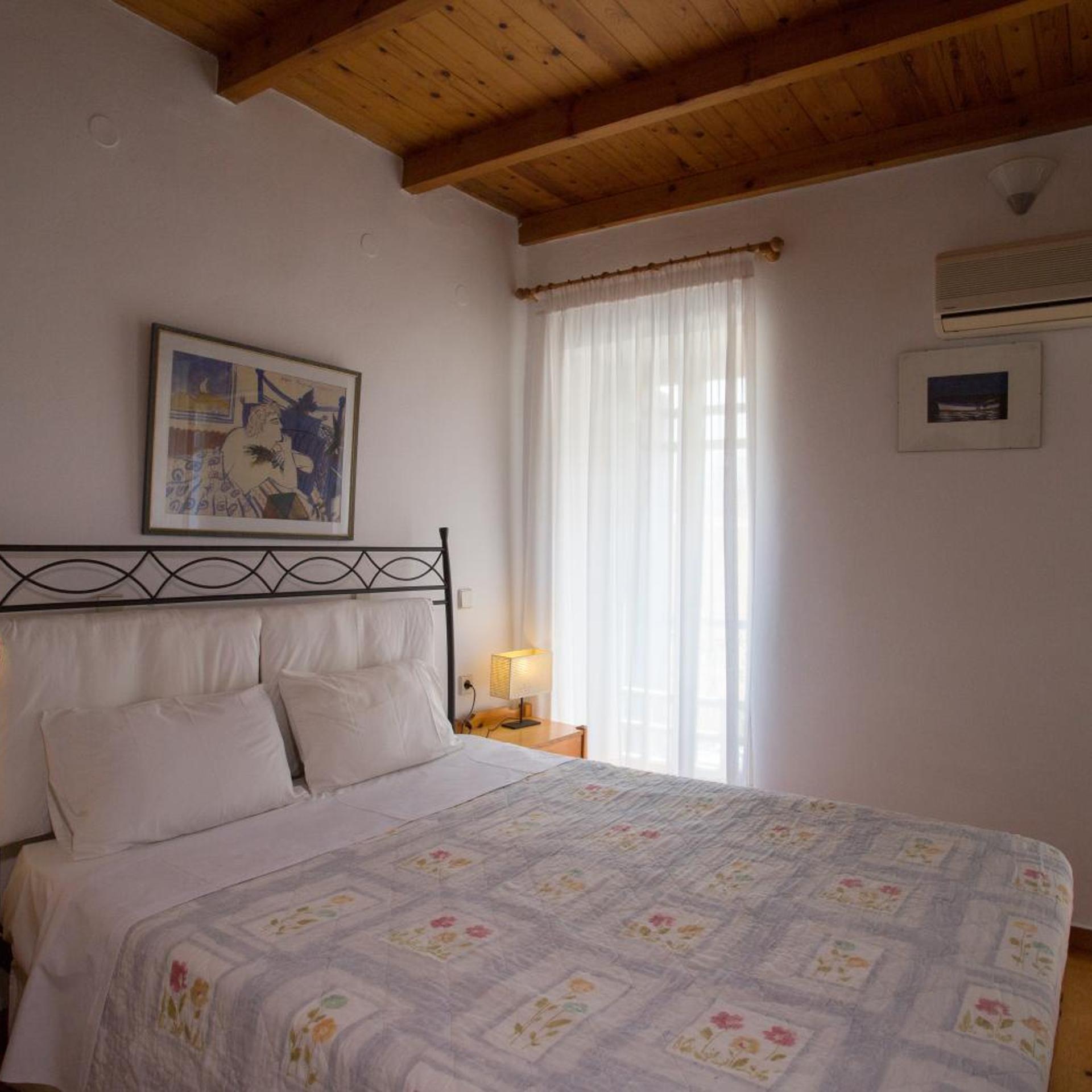 Nostos Hotel 15/81