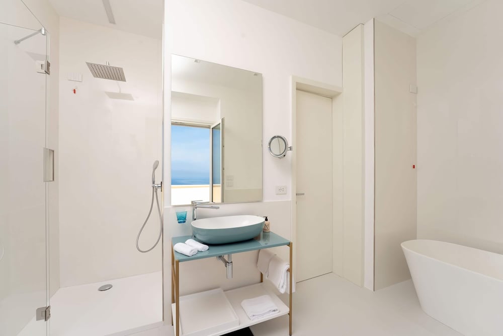 Palazzo M Capri 44/50