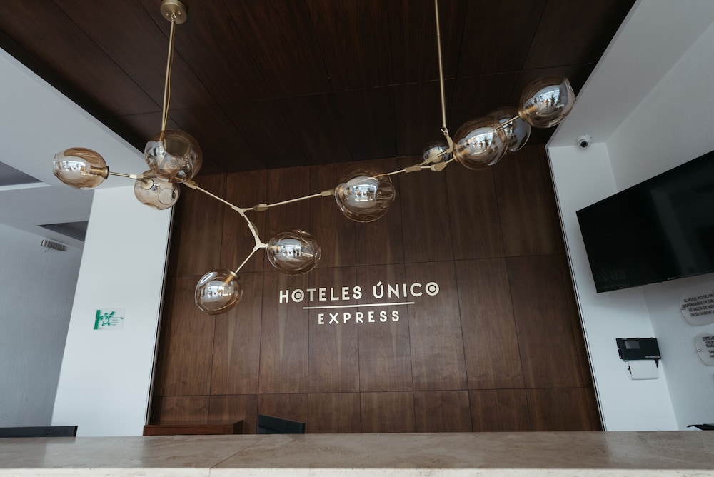 Eco Express Hotel Poliforum 8/32