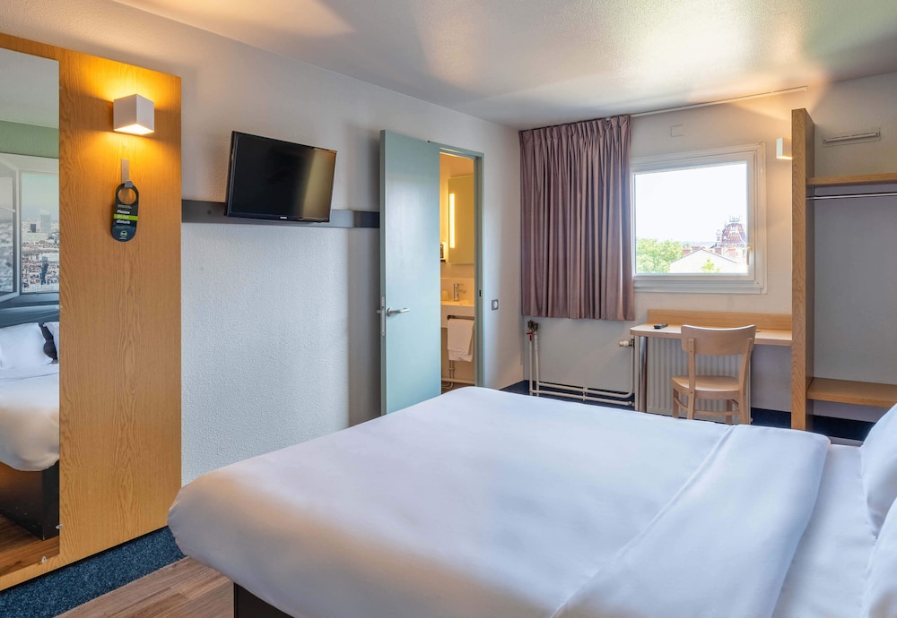 STANDARD, DOUBLE BED