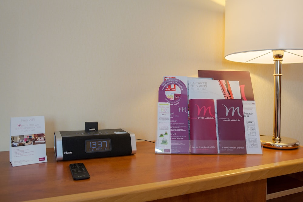MERCURE CANNES MANDELIEU 47/60